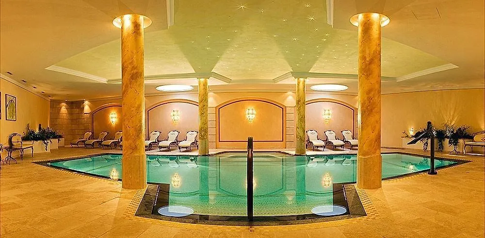 Hotel Garni Dolomieu-1